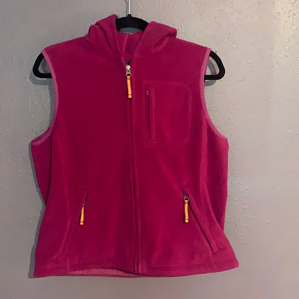 Eddie Bauer magenta fleece vest w hood